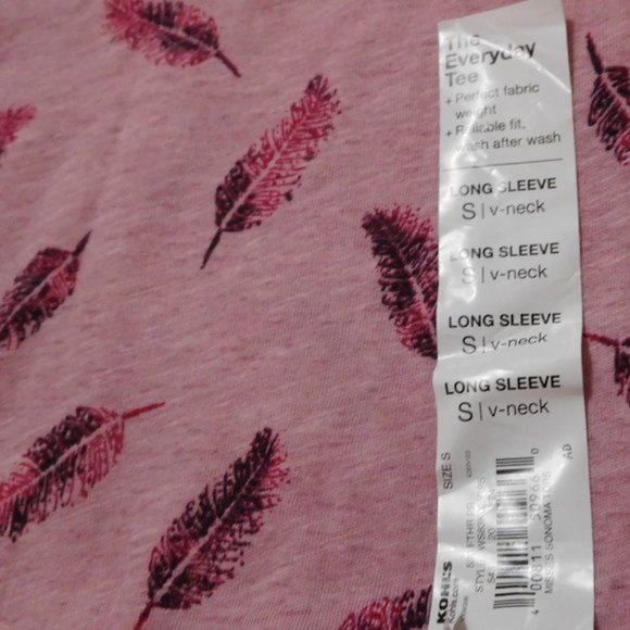 Long Sleeve Womens Tee Small NWT - Picture 4 of 4